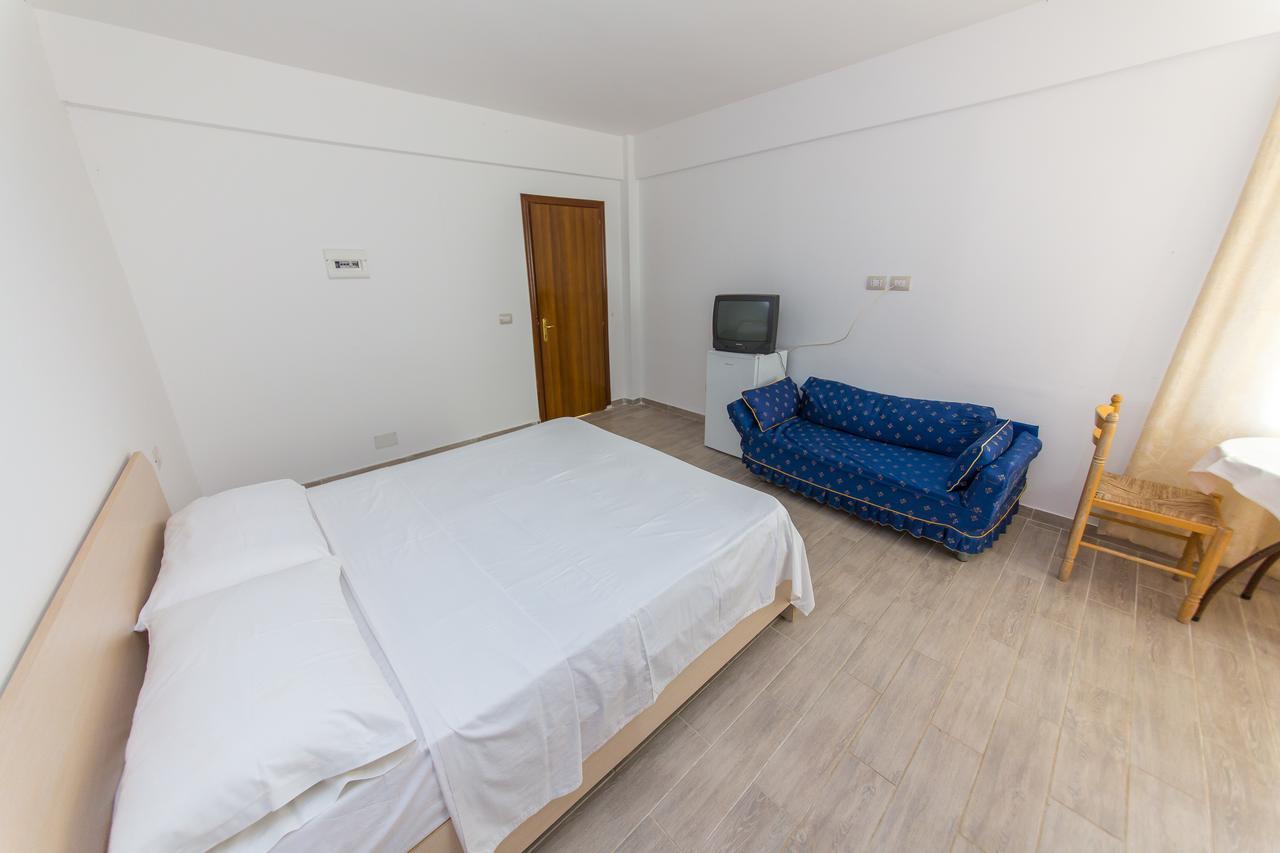 Kolaveri Resort Golem Buitenkant foto
