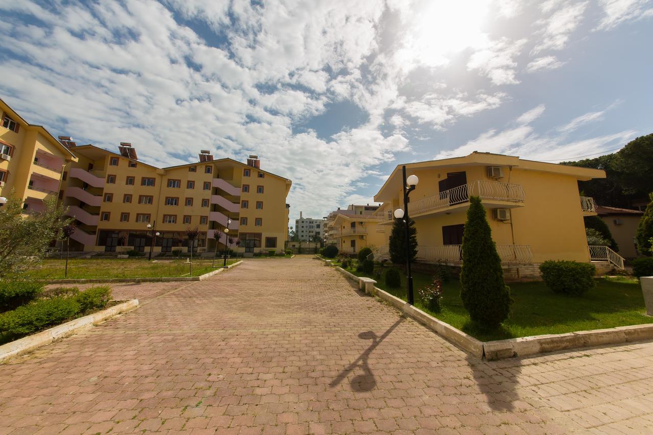 Kolaveri Resort Golem Buitenkant foto