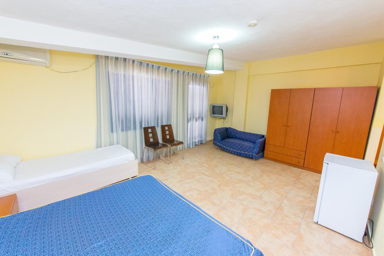 Kolaveri Resort Golem Buitenkant foto
