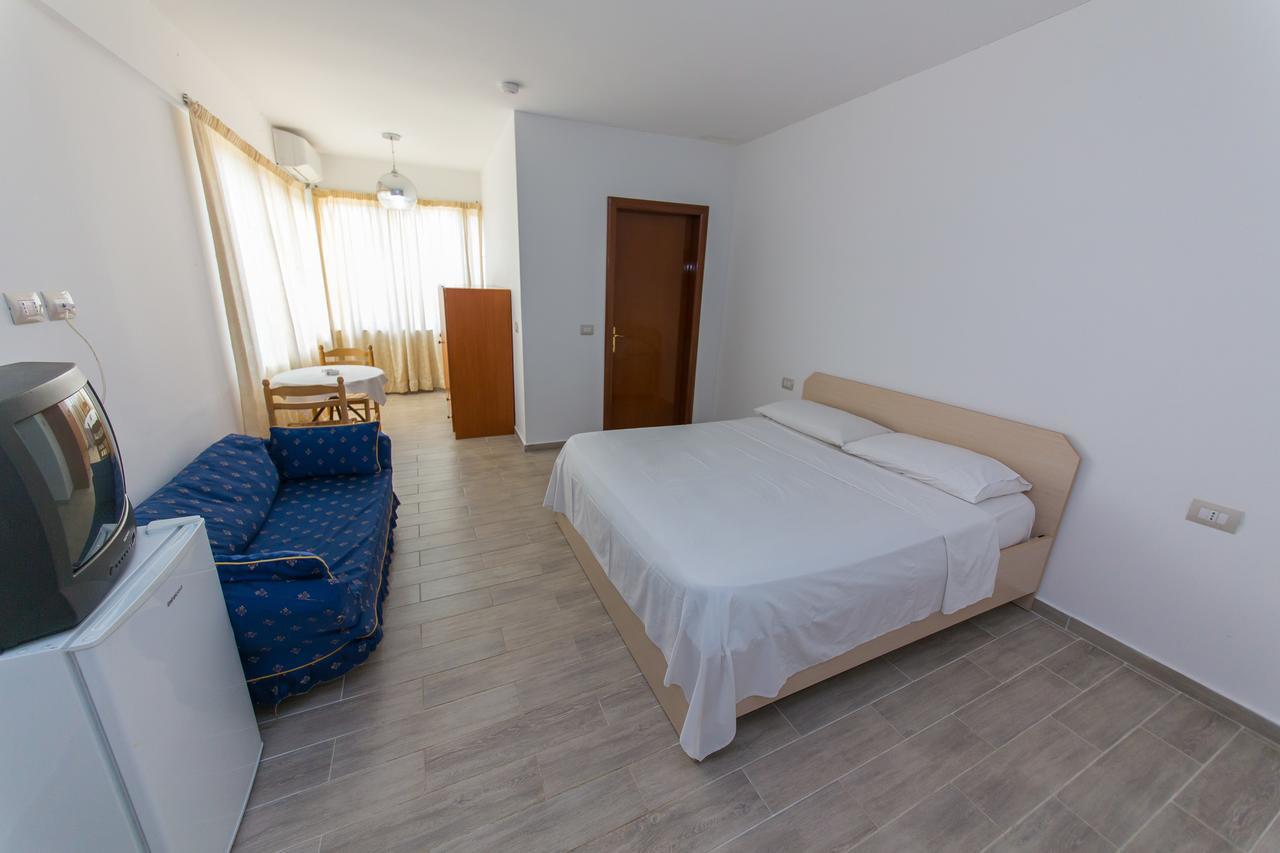 Kolaveri Resort Golem Buitenkant foto