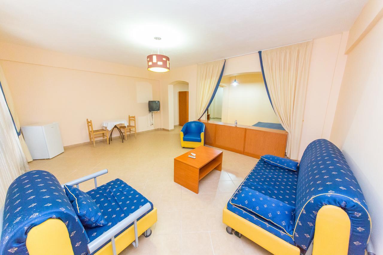 Kolaveri Resort Golem Buitenkant foto