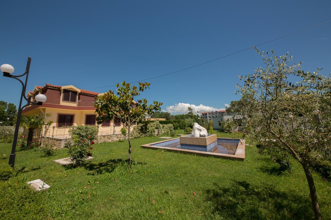 Kolaveri Resort Golem Buitenkant foto