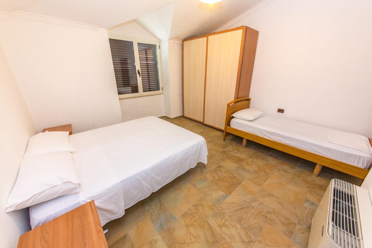 Kolaveri Resort Golem Buitenkant foto