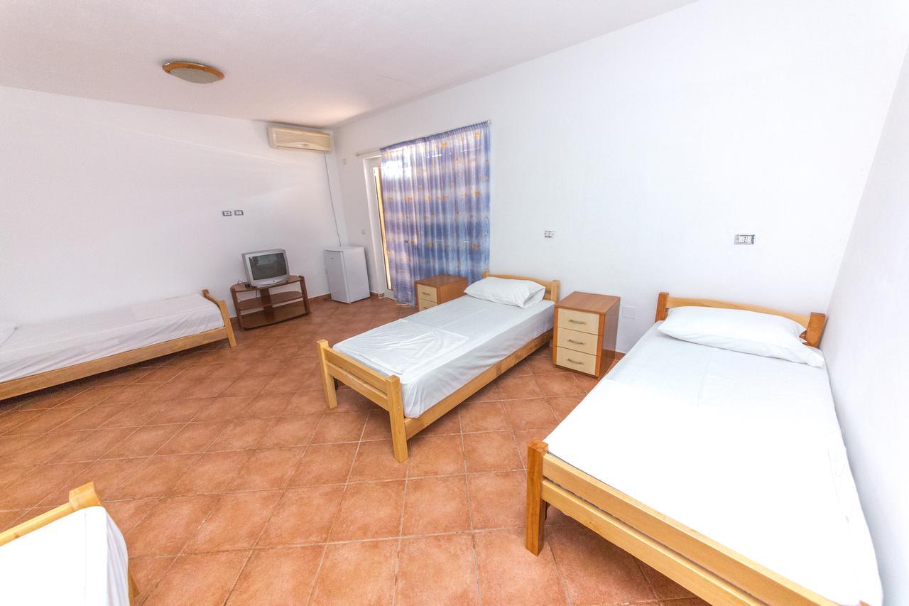 Kolaveri Resort Golem Buitenkant foto